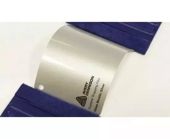 Глянцевая виниловая пленка AVERY SUPREME GLOSS METALLIC SILVER